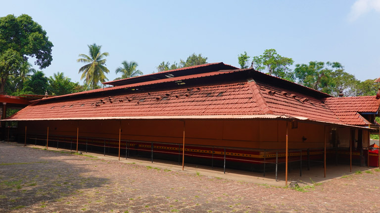 Sree Mannampurathu Bhagavathy Temple, Nileshwaram 