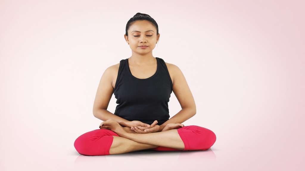 How To Do Lotus Pose (Padmasana) and Half Lotus | Liforme