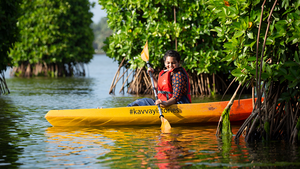 Kayaking at Kavayi