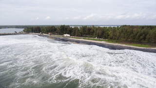 Azheekkal Beach