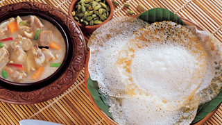 Appam and Chicken Stew Combo