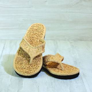 Handmade Vetiver Slippers For Women | Ramacham Slippers