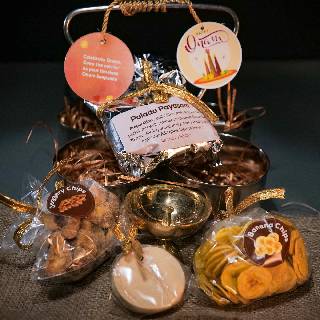 Onam Hamper – Traditional Steel Carrier with Festive Treats & Lamp | Onam Gifts |