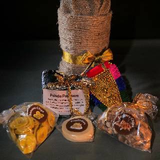 Onam Hamper – Eco Planter Bottle & Festive Treats | Upcycled Bottle Hamper | Onam Gifts