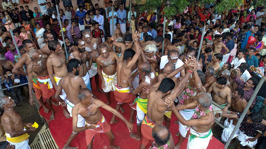 ഓണത്തല്ല്