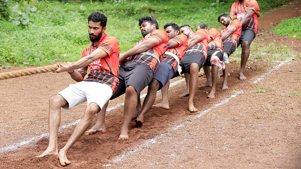 വടംവലി