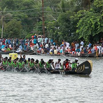 Karuvatta Boat Race