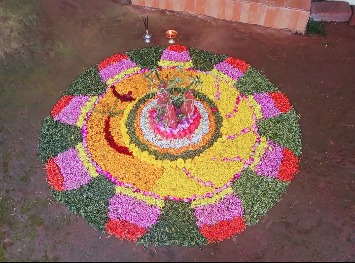 Pookkalam Photo