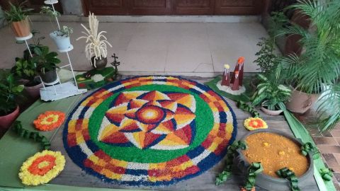 Pookkalam